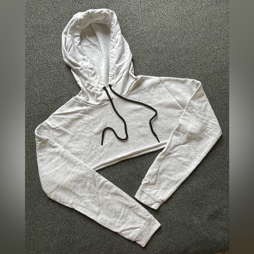 Emma & Sam | Crop Hooded Sweater